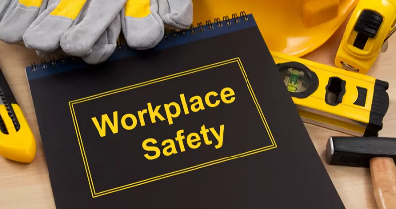 Employee Safety Training Programs: 18 Popular Topics & 6 Best Examples